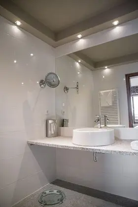 Classic Tek Büyük Yataklı Oda, Dağ Manzaralı (23m²)