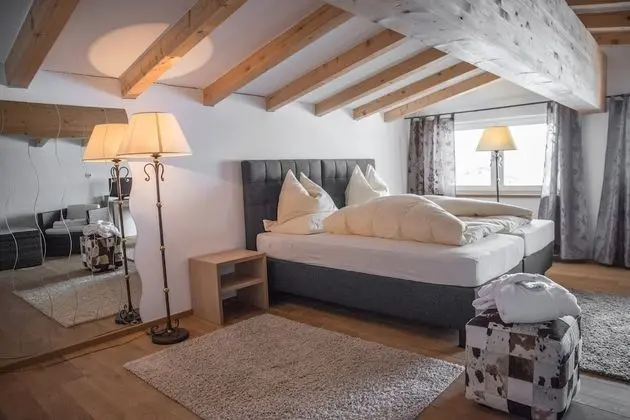 Luxury Tek Büyük veya İki Ayrı Yataklı Oda (50m²)