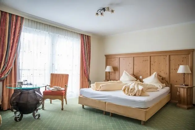 Luxury Tek Büyük veya İki Ayrı Yataklı Oda (50m²)