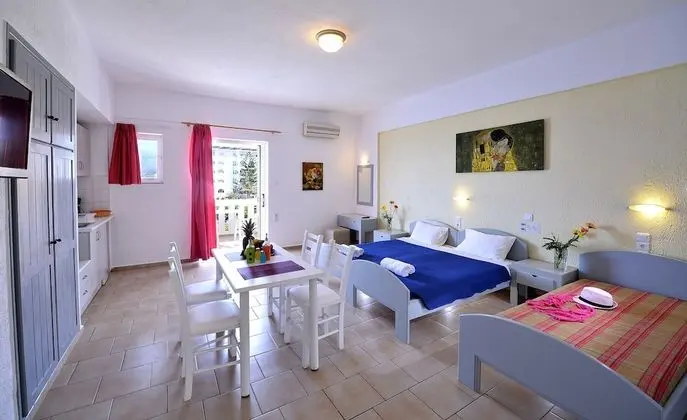 Stüdyo, Deniz Manzaralı