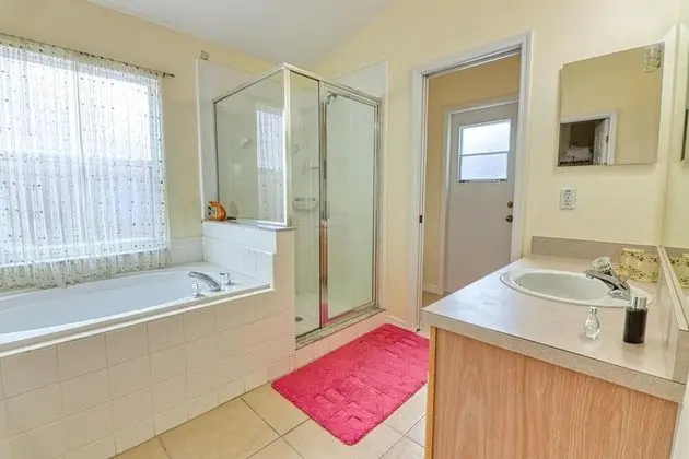 Ev, Birden Çok Yatak (Arler House - Amazing 4 Bed 3 Bath - )