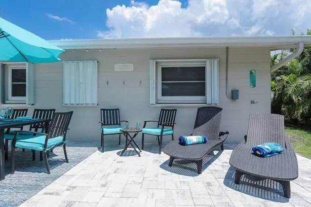 Ev (Arlington Park Beautifully Renovated )