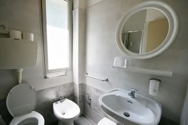 Dört Kişilik Oda, Birden Çok Yatak