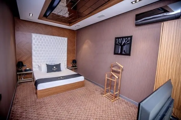 Deluxe Süit, 1 En Büyük (King) Boy Yatak, Sigara İçilebilir, Bahçe Manzaralı