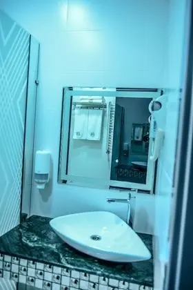 Deluxe Süit, 1 En Büyük (King) Boy Yatak, Sigara İçilebilir, Bahçe Manzaralı