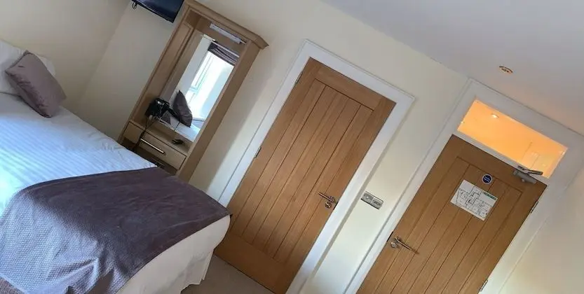 Traditional İki Ayrı Yataklı Oda