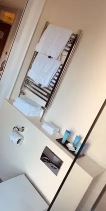 Traditional Tek Büyük Yataklı Oda