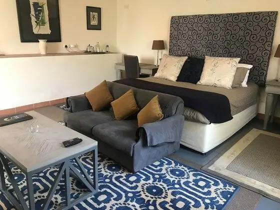 Luxury Tek Büyük veya İki Ayrı Yataklı Oda, Bahçeli