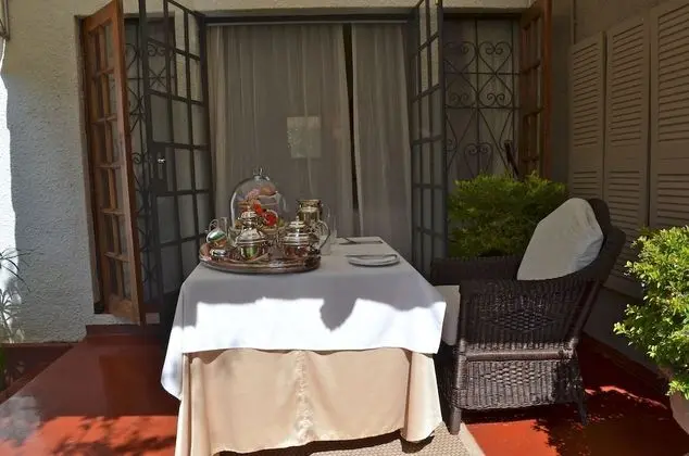 Luxury Tek Büyük veya İki Ayrı Yataklı Oda, Bahçeli
