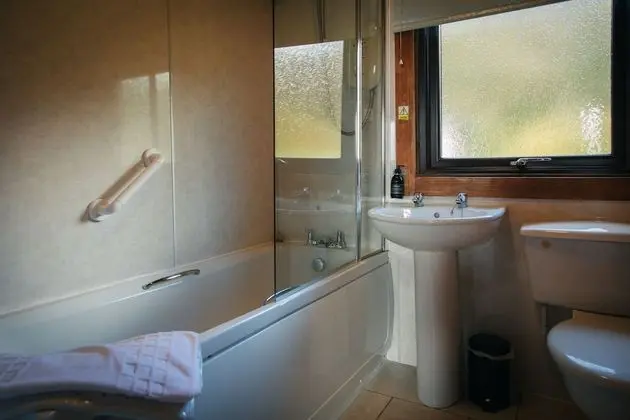 Apart Daire, Özel Banyo (Clanranald)