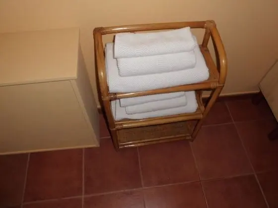 Romantic Oda, Dağ Manzaralı (Red Room)