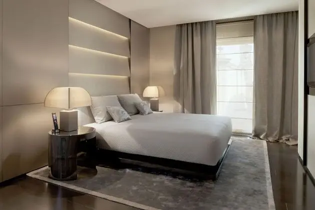 Armani premiere room