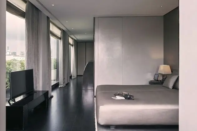 Armani Premiere Terrace