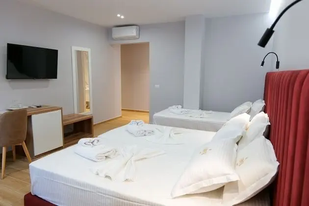 Üç Kişilik Oda, Balkon