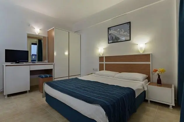 Standart Oda, Kara Manzaralı