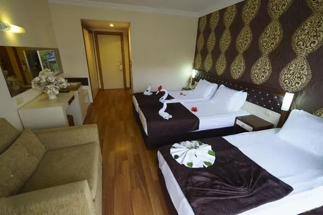 Standart Oda, Bahçe Manzaralı, Balkonlu