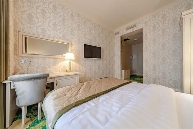 Standard Tek Büyük Yataklı Oda