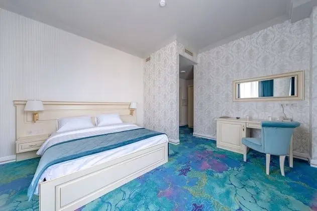 Standard Tek Büyük Yataklı Oda