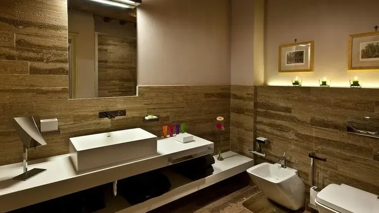 Classic Tek Büyük Yataklı Oda