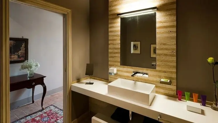 Classic Tek Büyük Yataklı Oda