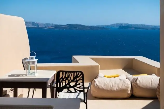 Honeymoon Suite, Hot Tub