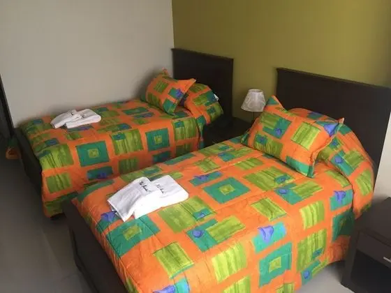 Tek Büyük Yataklı Oda, 2 Tek Kişilik Yatak
