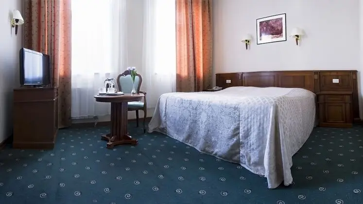 Standard Tek Büyük veya İki Ayrı Yataklı Oda