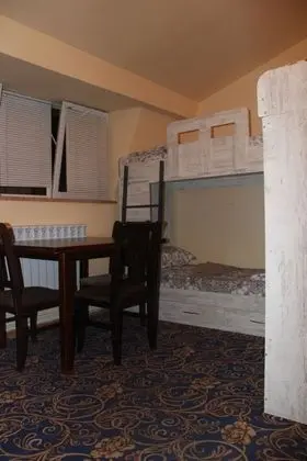 Ortak Ranzalı Oda (4 Beds)