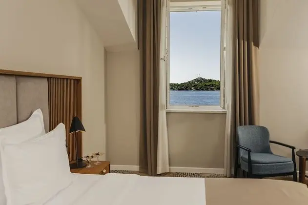 Deluxe Tek Büyük veya İki Ayrı Yataklı Oda, Deniz Manzaralı