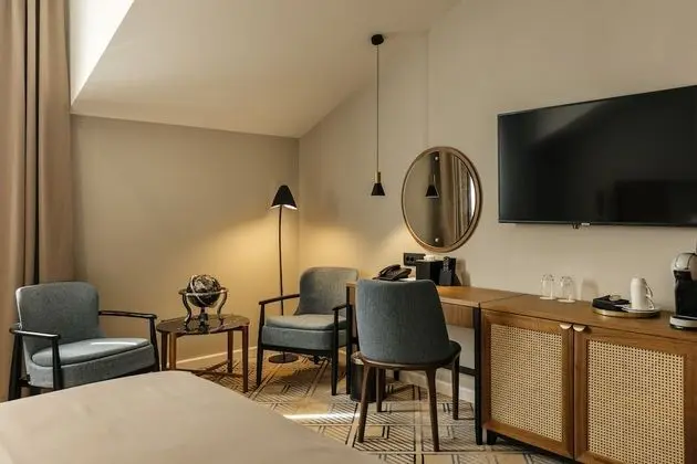 Deluxe Tek Büyük veya İki Ayrı Yataklı Oda, Deniz Manzaralı