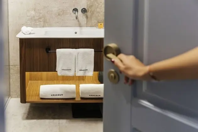 Deluxe Tek Büyük veya İki Ayrı Yataklı Oda, Deniz Manzaralı