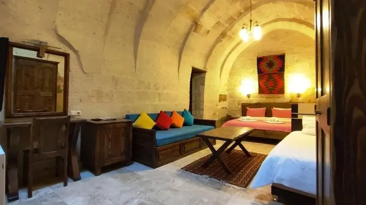 Deluxe Taş Oda, Manzarasız