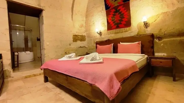 Deluxe Taş Oda, Manzarasız