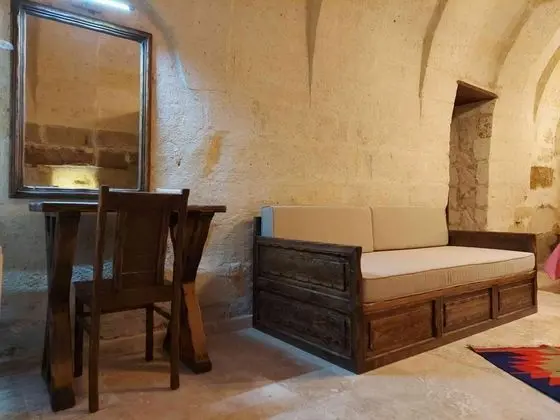 Deluxe Taş Oda, Manzarasız