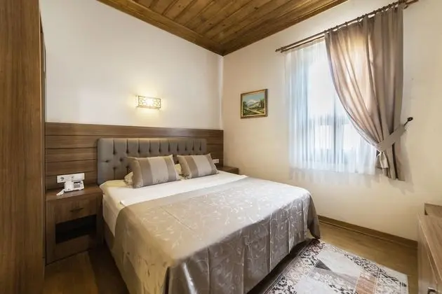 Economy Büyük Yataklı Tek Kişilik Oda