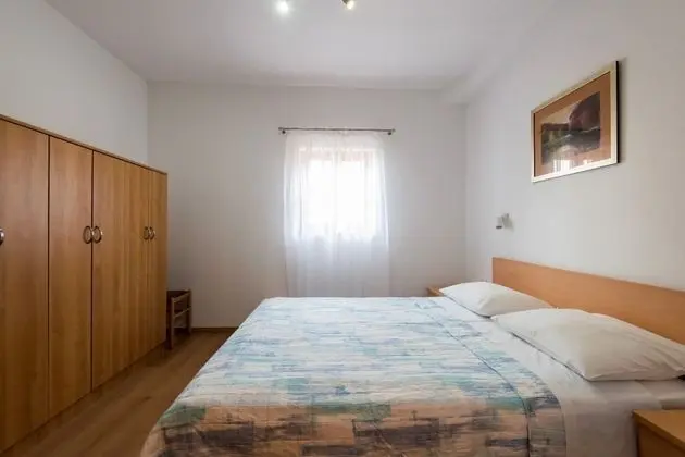 Apart Daire (Armitage - family friendly - A1(4))