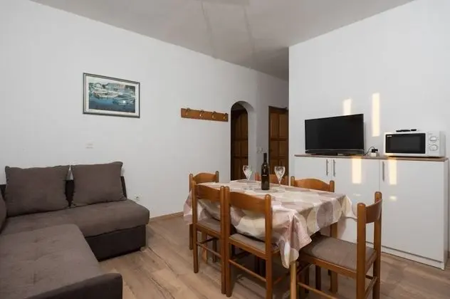 Apart Daire (Armitage - family friendly - A2(4+1))