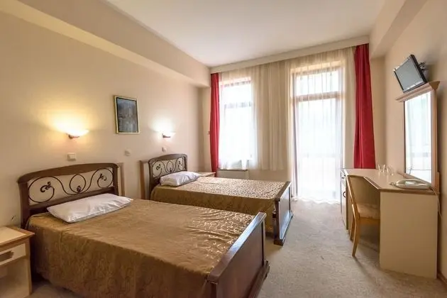 Standard Tek Büyük veya İki Ayrı Yataklı Oda, 2 Tek Kişilik Yatak, Dağ Manzaralı