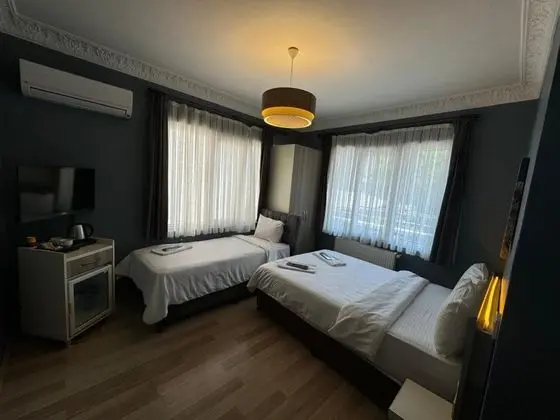 Suite Oda Balkonlu, Bahçe Manzaralı, Balkonlu