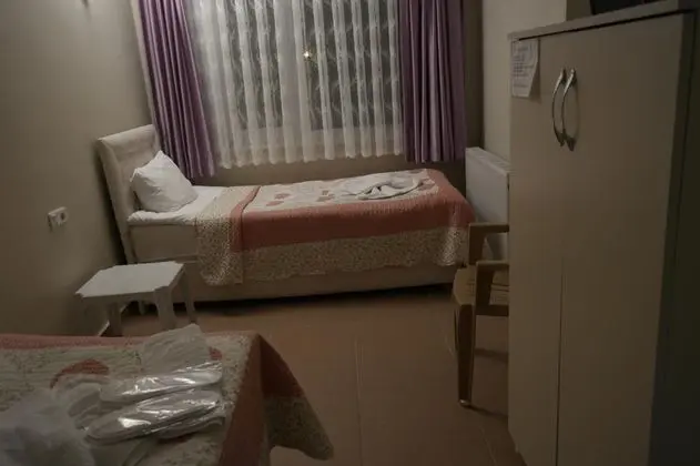 Aile Odası, Bahçe Manzaralı