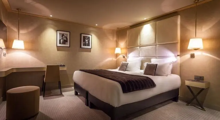 Çift ​​kişilik Executive