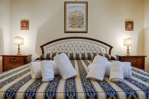 Tek Büyük Yataklı Oda