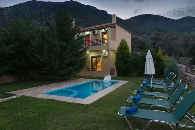 Villa, 3 Yatak Odası, Kişiye Özel Havuzlu