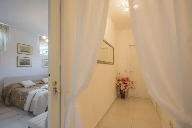 Tek Büyük Yataklı Oda, 1 Çift Kişilik Yatak