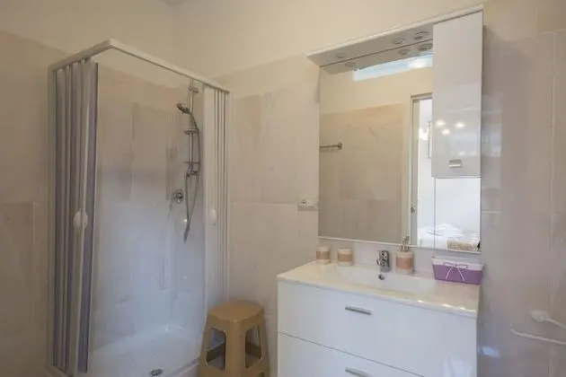 Tek Büyük Yataklı Oda, 1 Çift Kişilik Yatak