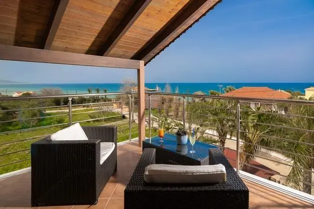 Stüdyo, Deniz Manzaralı