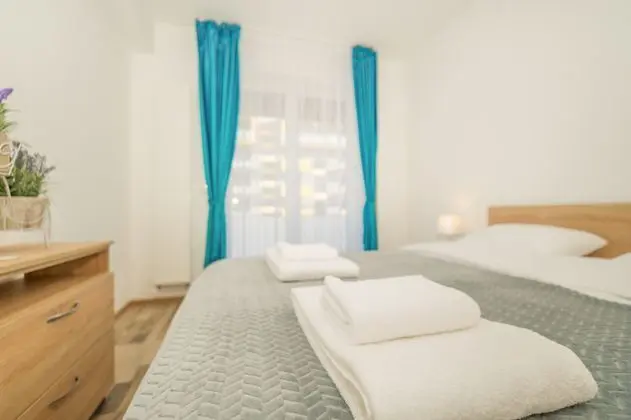 Junior Suit Standard