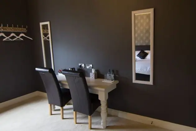 Tek Büyük Yataklı Oda (1)