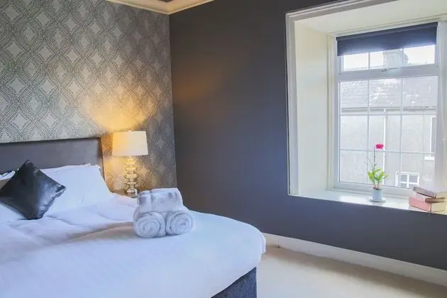 Tek Büyük Yataklı Oda (1)