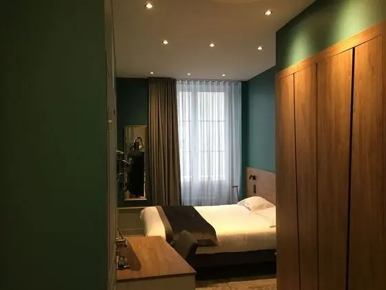 Tek Büyük Yataklı Oda